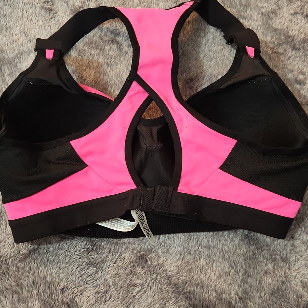 Pink Racerback Sports Bra - Picture 3 of 4